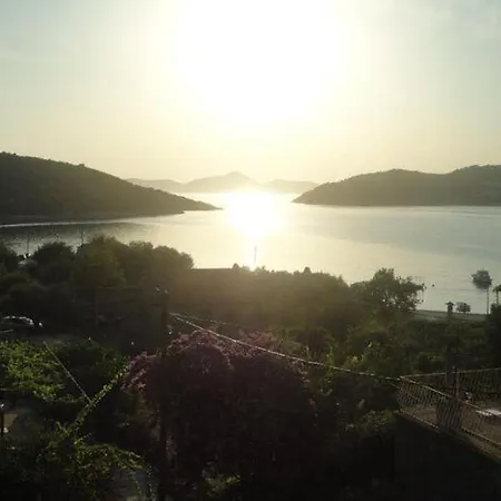Marija Slano- Two-bedroom With Balcony And Sea View - 2 B * Slano