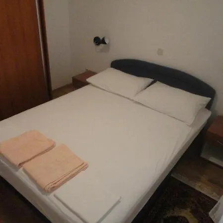 Marija Slano- Two-bedroom With Balcony And Sea View - 2 B *