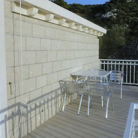 Marija Slano- Two-bedroom With Balcony And Sea View - 2 B