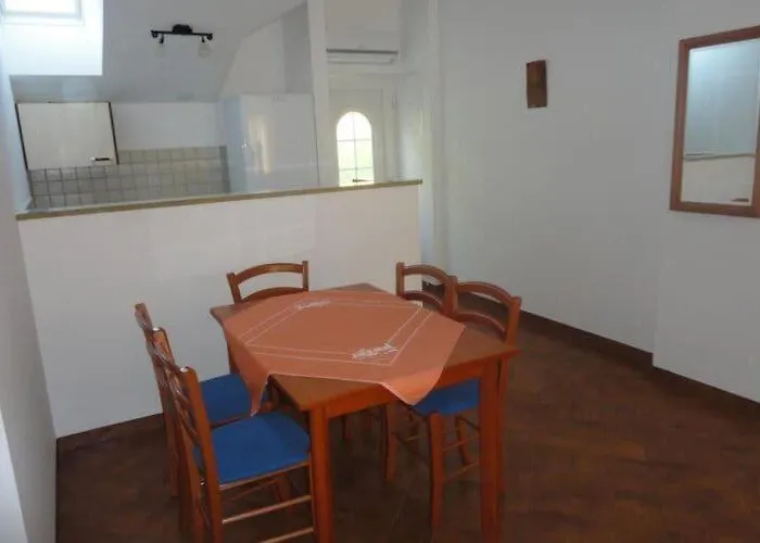 Marija Slano- Two-bedroom With Balcony And Sea View - 2 B 아파트 *