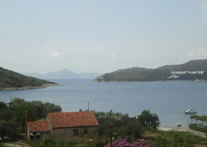 Marija Slano- Two-bedroom With Balcony And Sea View - 2 B *